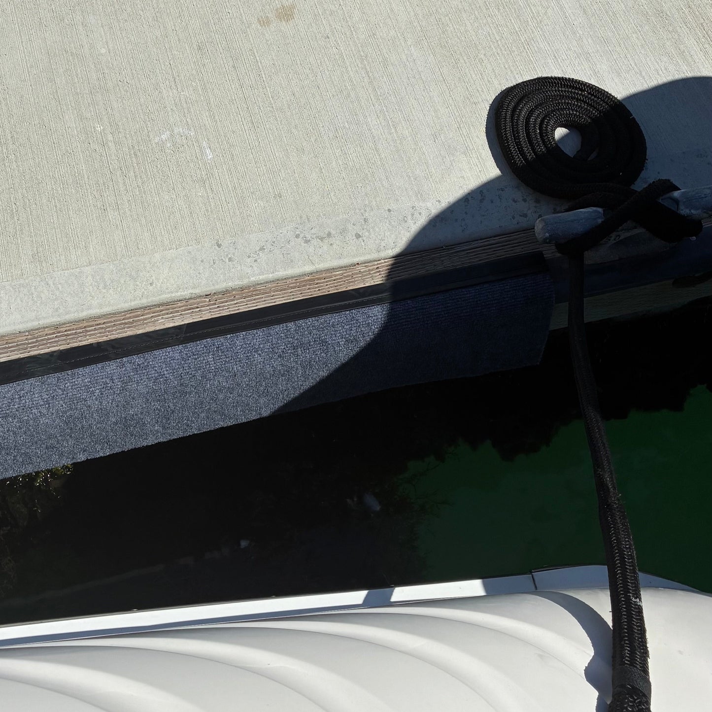 DOCK BUMPER PROTECTOR